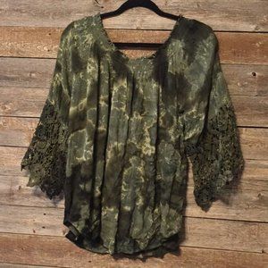 Indigo thread green tye dye shirt medium